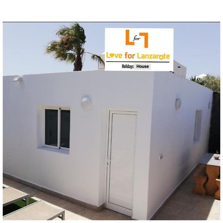 Love For Lanzarote Holidays House Плая Бланка Екстериор снимка