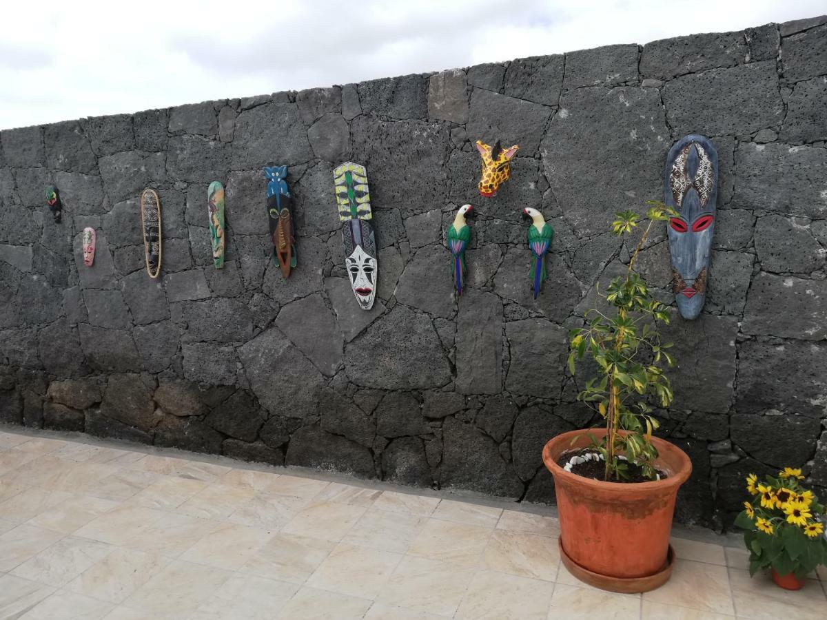 Love For Lanzarote Holidays House Плая Бланка Екстериор снимка
